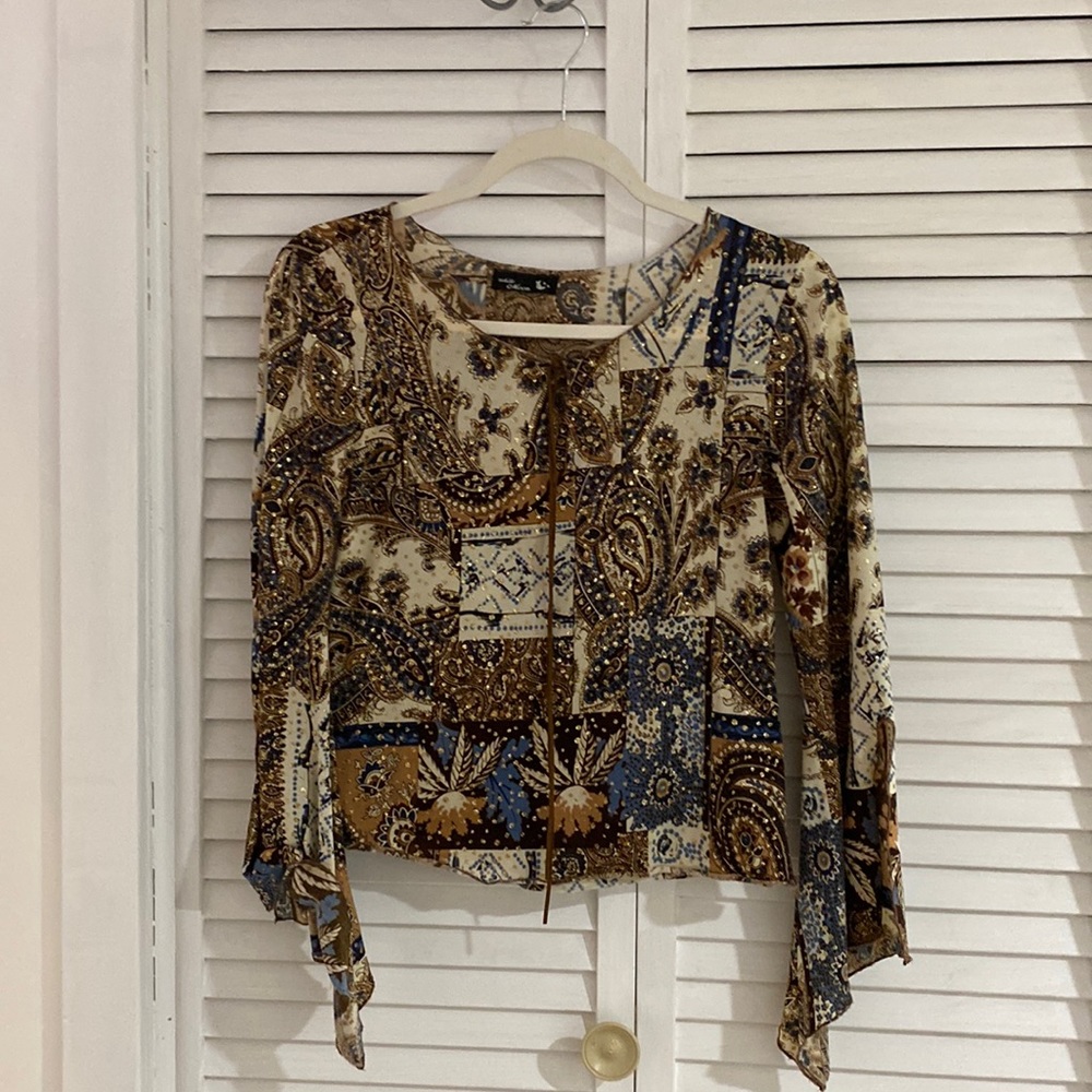 White moon gold glitter cropped fun blouse